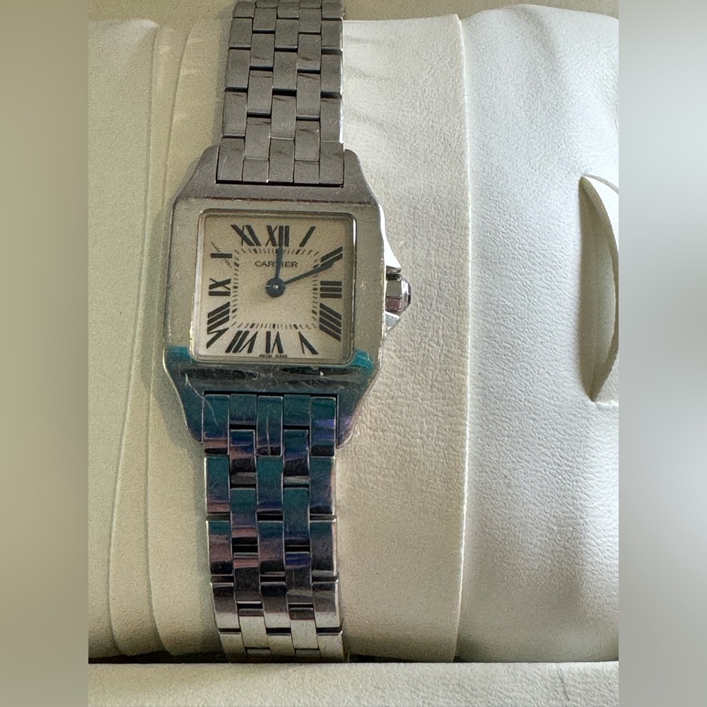 SOLD     Cartier Santos Demoiselle Women's Watch 20 MM -excellent condition!